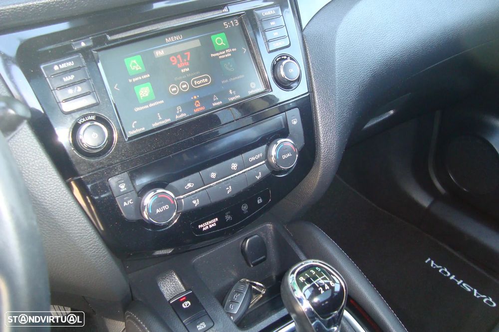 Nissan Qashqai 1.5 dCi N-Connecta J18+Led - 27