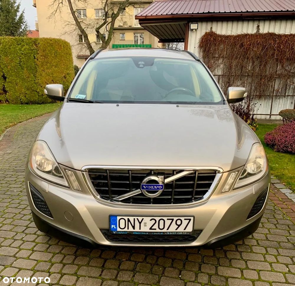 Volvo XC 60 2.4D AWD Momentum - 3