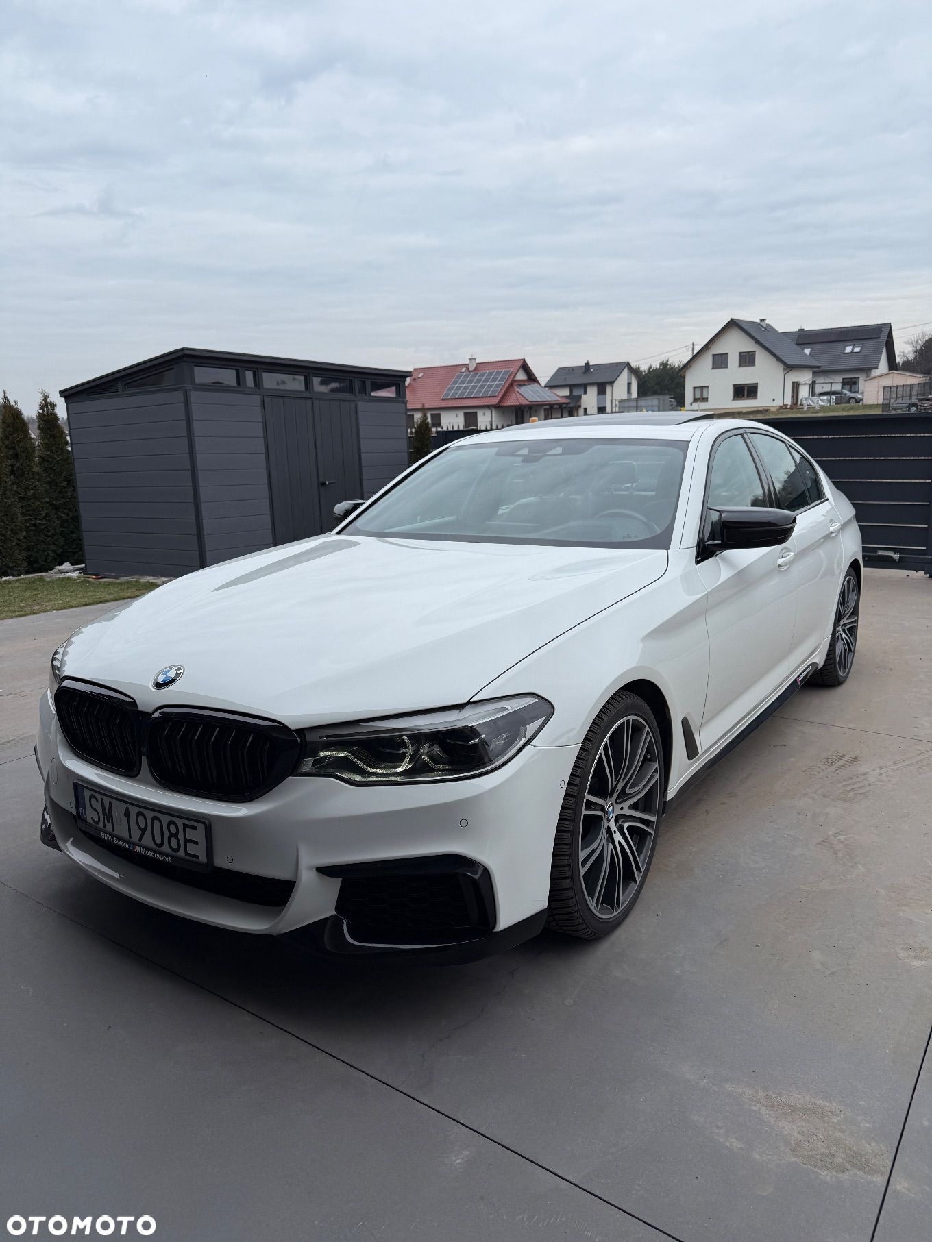 BMW Seria 5 M550i xDrive sport - 1