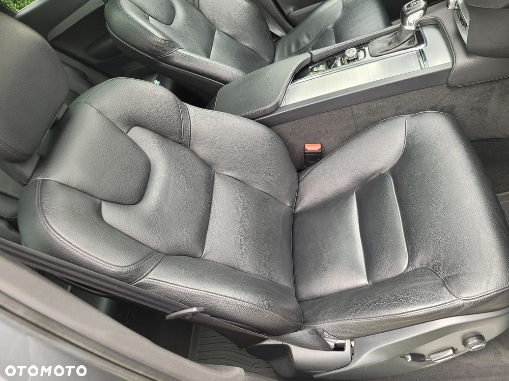 Volvo XC 90 T5 AWD Momentum - 14