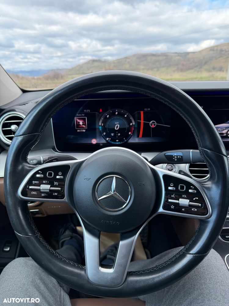 Mercedes-Benz E - 19