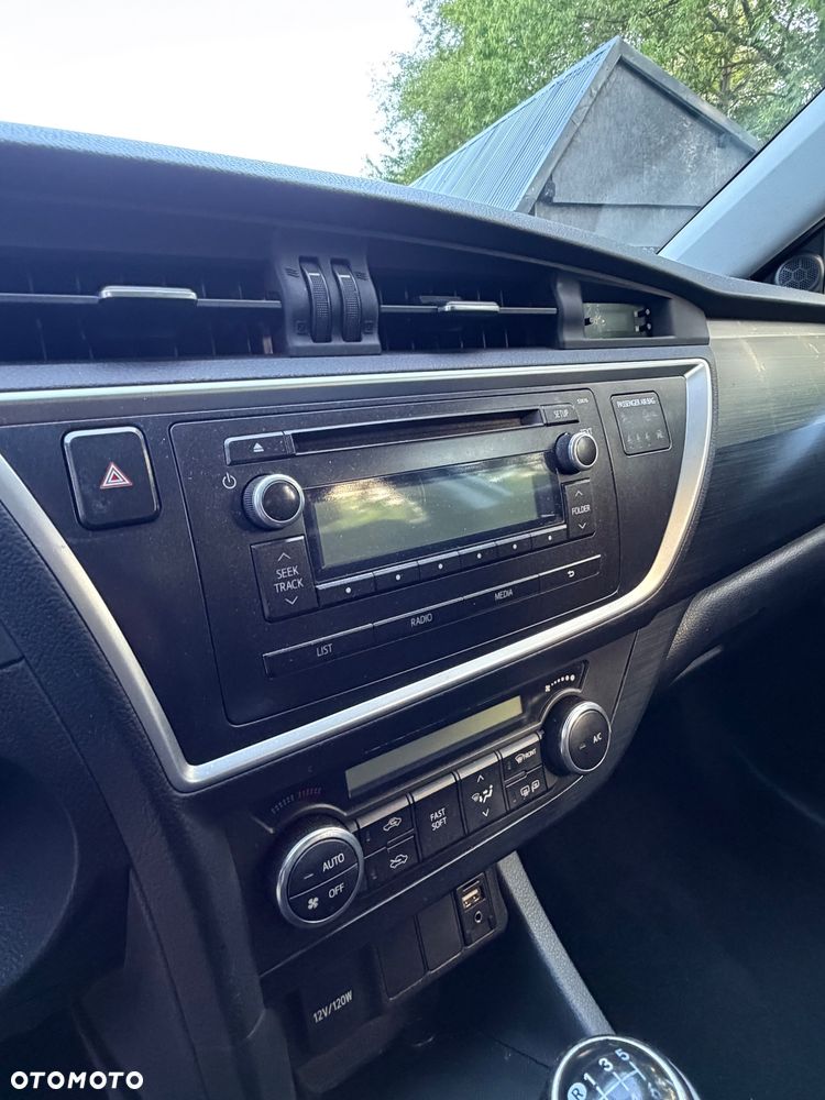 Toyota Auris 1.33 VVT-i Active - 7