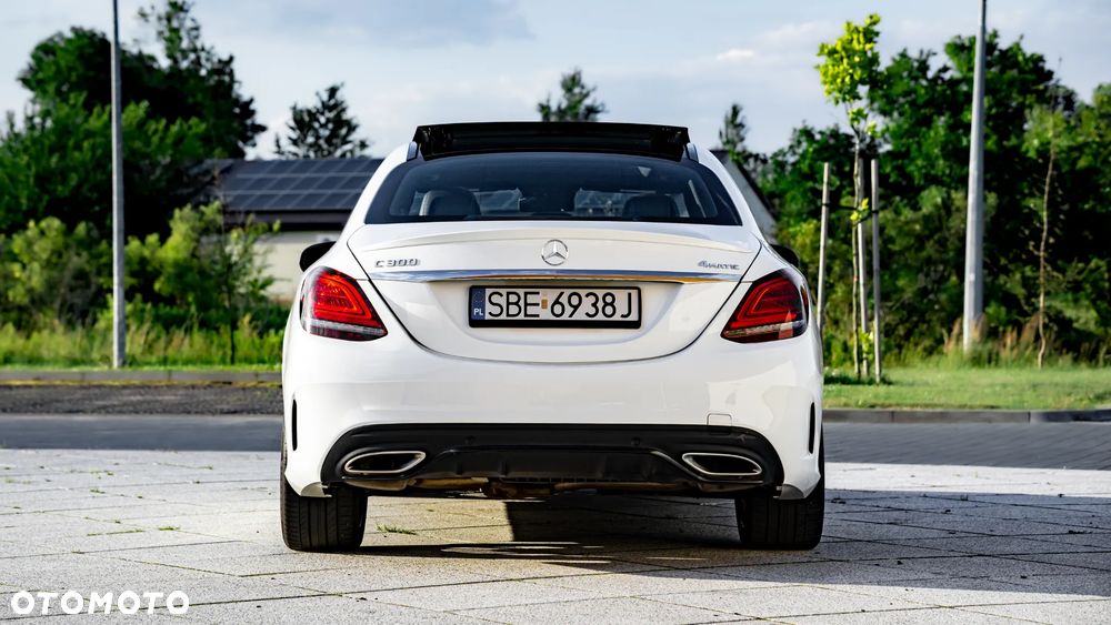 Mercedes-Benz Klasa C 300 4MATIC 9G-TRONIC - 8