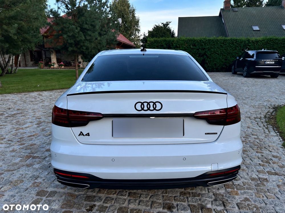 Audi A4 Limousine - 14
