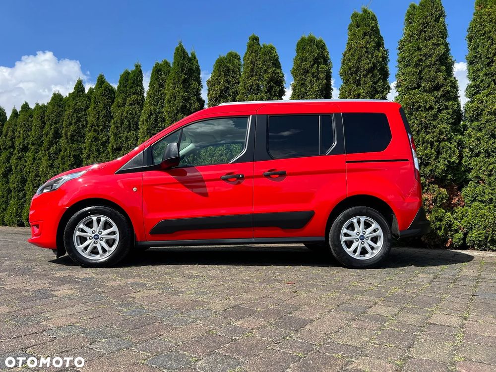 Ford Tourneo Connect - 12