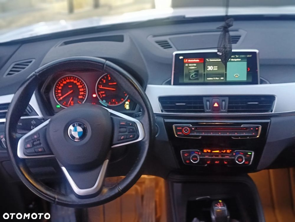 BMW X1 - 26