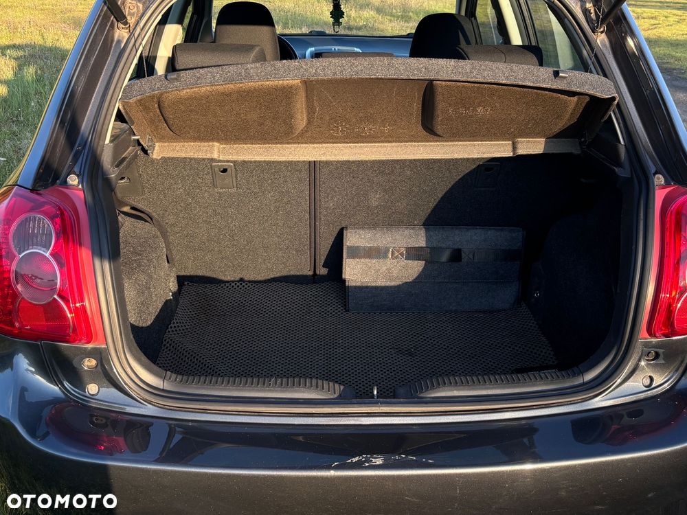 Toyota Auris 1.6 VVT-i Terra - 14