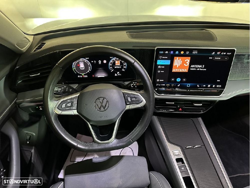 VW Passat Variant 1.5 TSI eHybrid DSG Versão Fiscal - 6