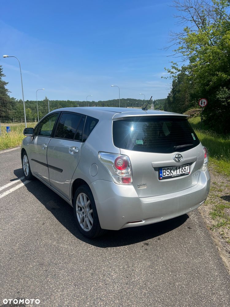 Toyota Verso - 4
