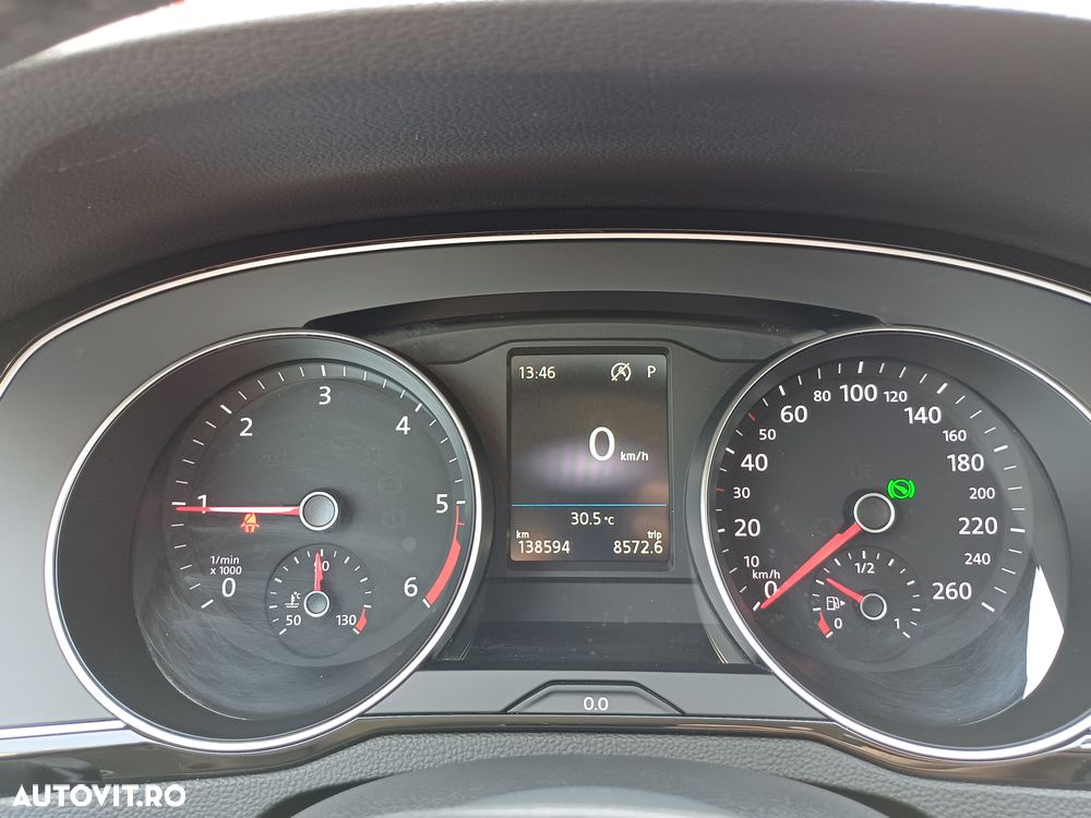 Volkswagen Passat - 23