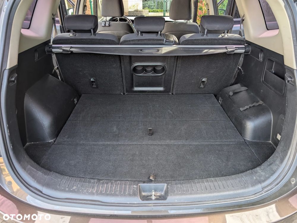 Kia Carens 1.6 GDI Edition 7 - 12