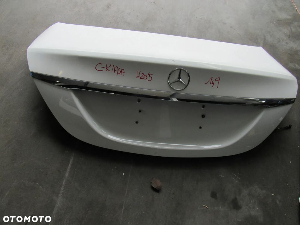 mercedes w205 c klasa tył klapa sedan149 - 2