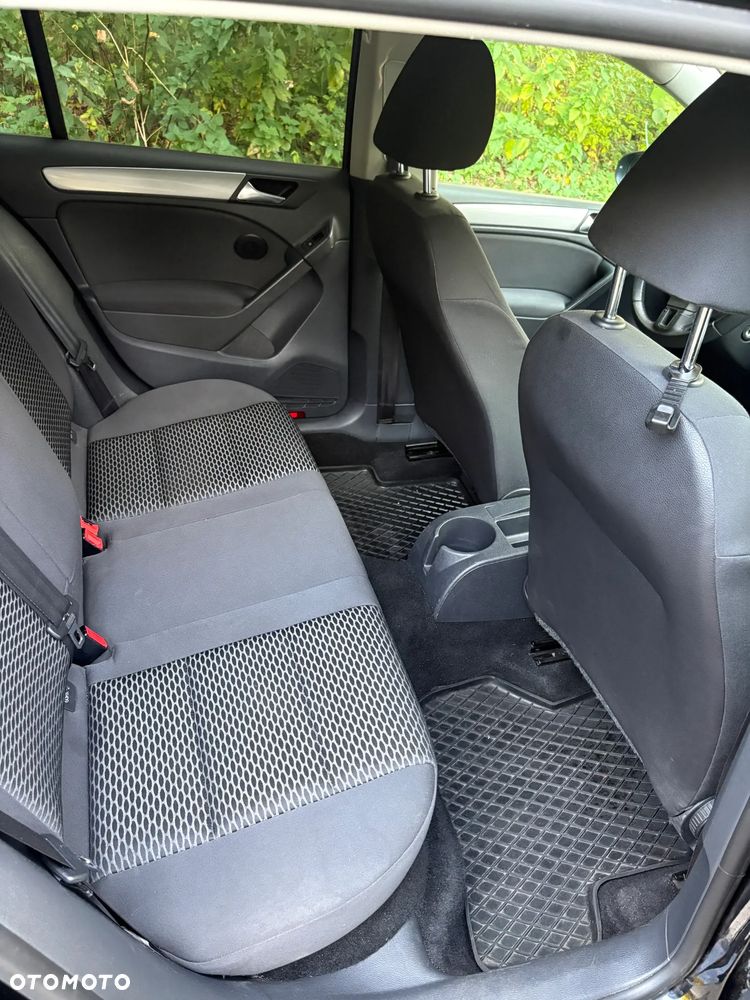Volkswagen Golf - 17