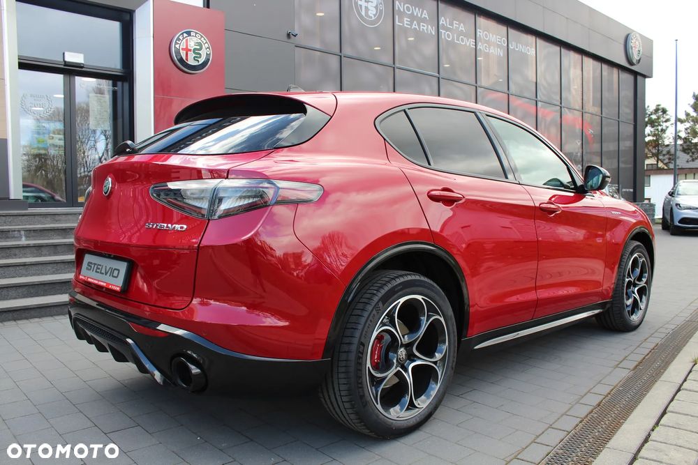 Alfa Romeo Stelvio 2.0 Turbo Veloce Q4 - 5