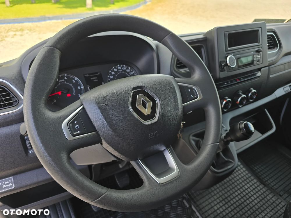 Renault MASTER CHŁODNIA 8 PALET Carrier XARIOS -29*C +29*C 230V STACJONARNE PODŁĄNCZENIE TYLN OŚ BLIŻNIACZA WZMOCNIONA SALON POLSKA 65Tyś km SERWIS ASO RENO DO OSTATNIEGO Km GWARANCJA BOGATA OPCJA WYPOSAŻENIA LEDY HALOGENY TEMPOMAT FOTEL KIEROWCY PNEŁMATYCZNY - 36