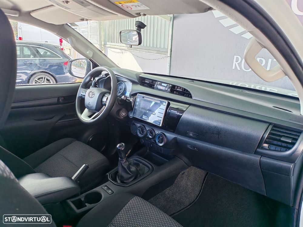 Toyota Hilux - 9