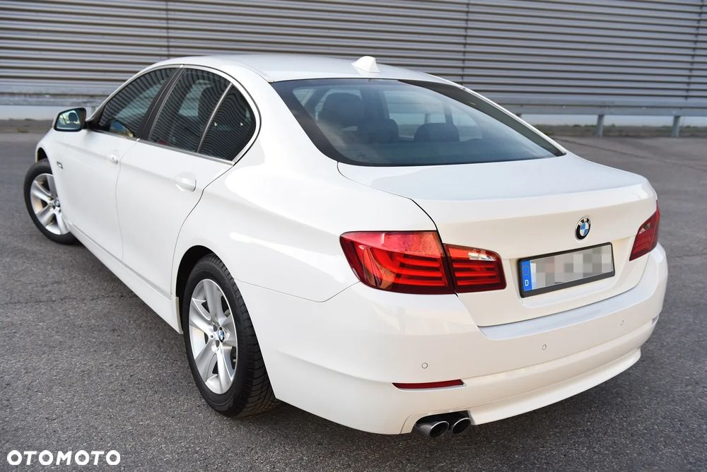 BMW Seria 5 520d - 12
