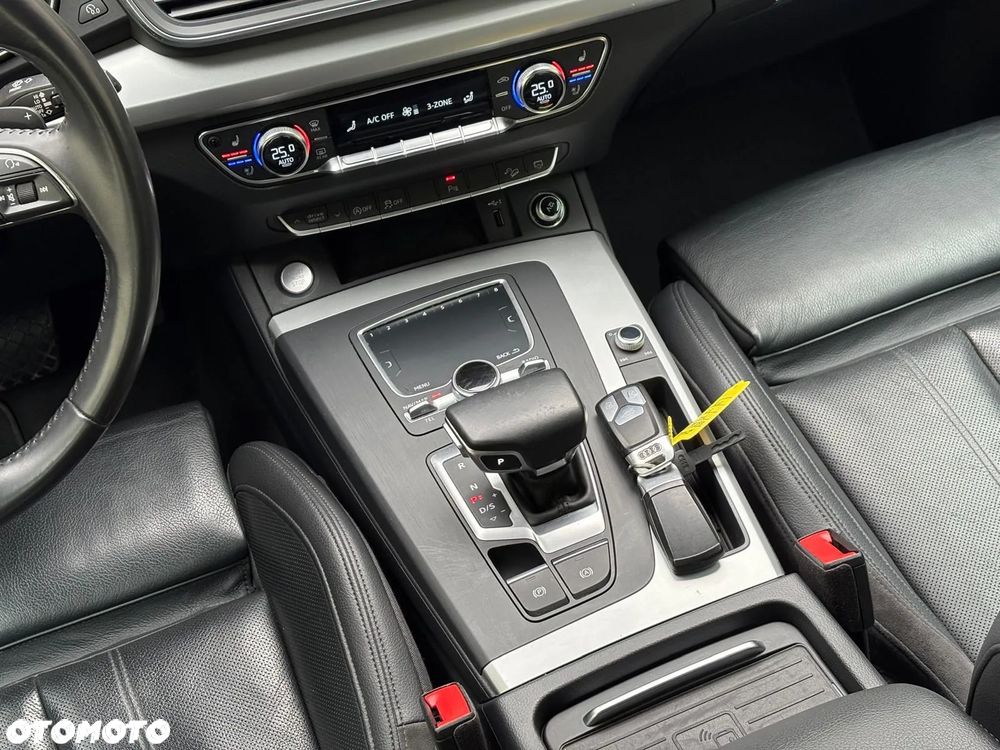 Audi Q5 2.0 TDI Quattro S tronic sport - 19