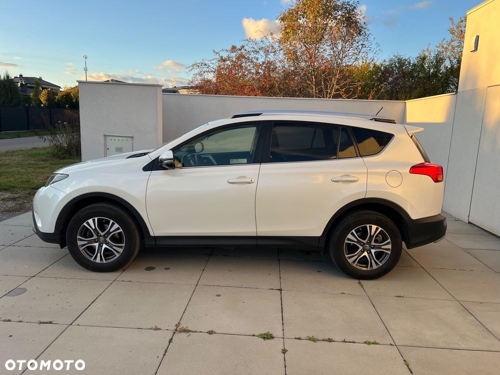 Toyota RAV4 2.0 D-4D Prestige - 13