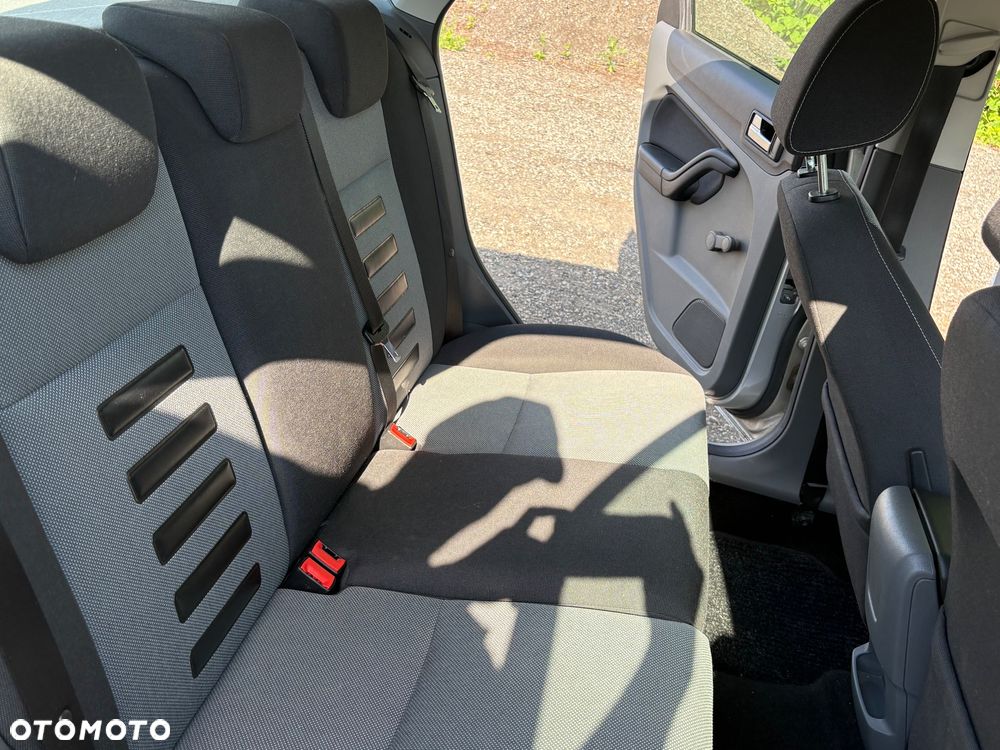 Ford Focus 1.6 16V Ambiente - 17