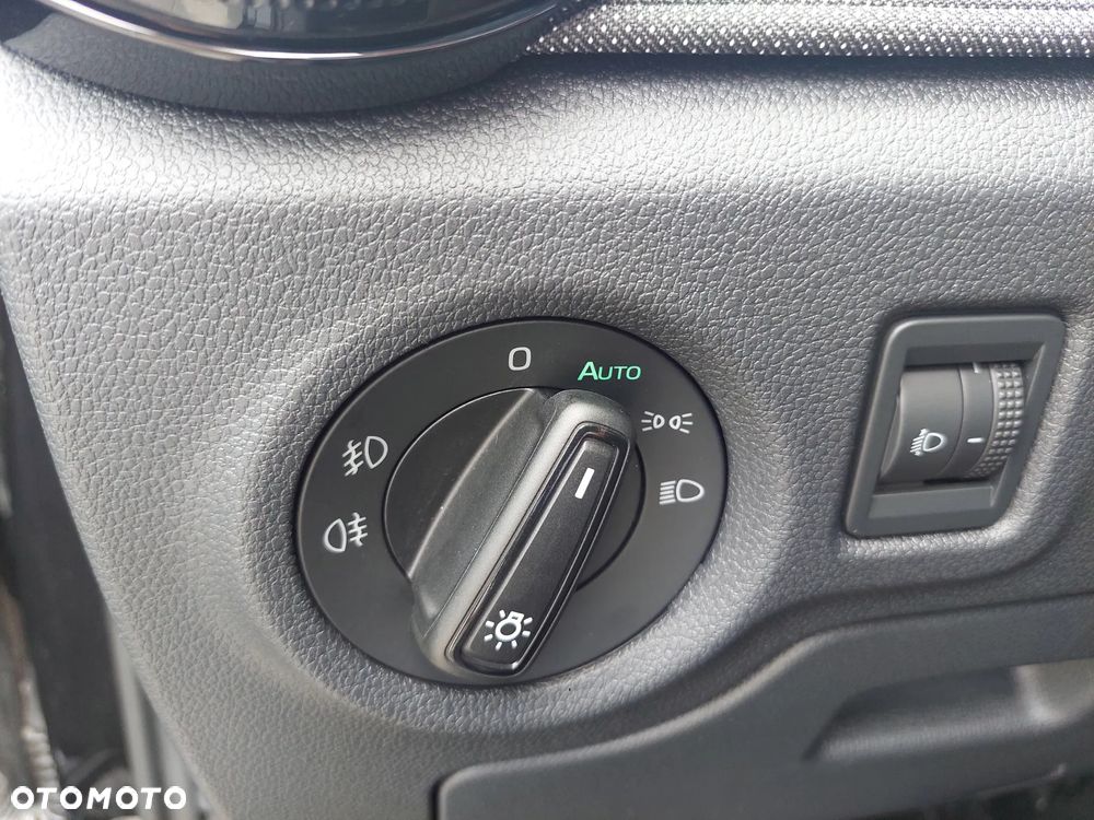 Skoda Fabia 1.0 TSI Selection - 23