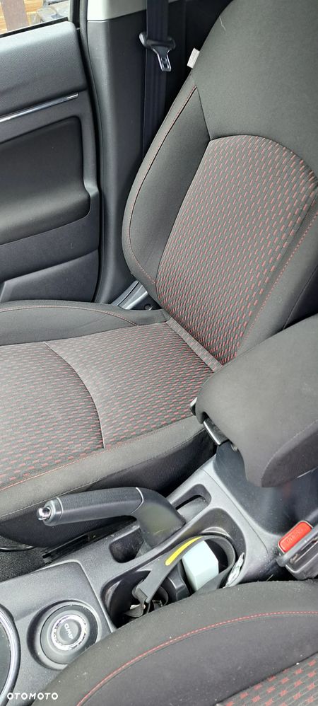 Mitsubishi ASX ver-2-2-di--d-4wd-automatik-plus - 11