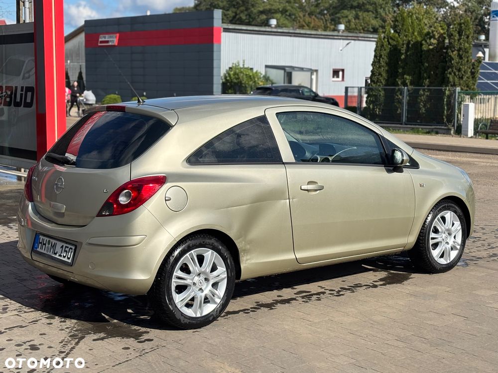 Opel Corsa - 4