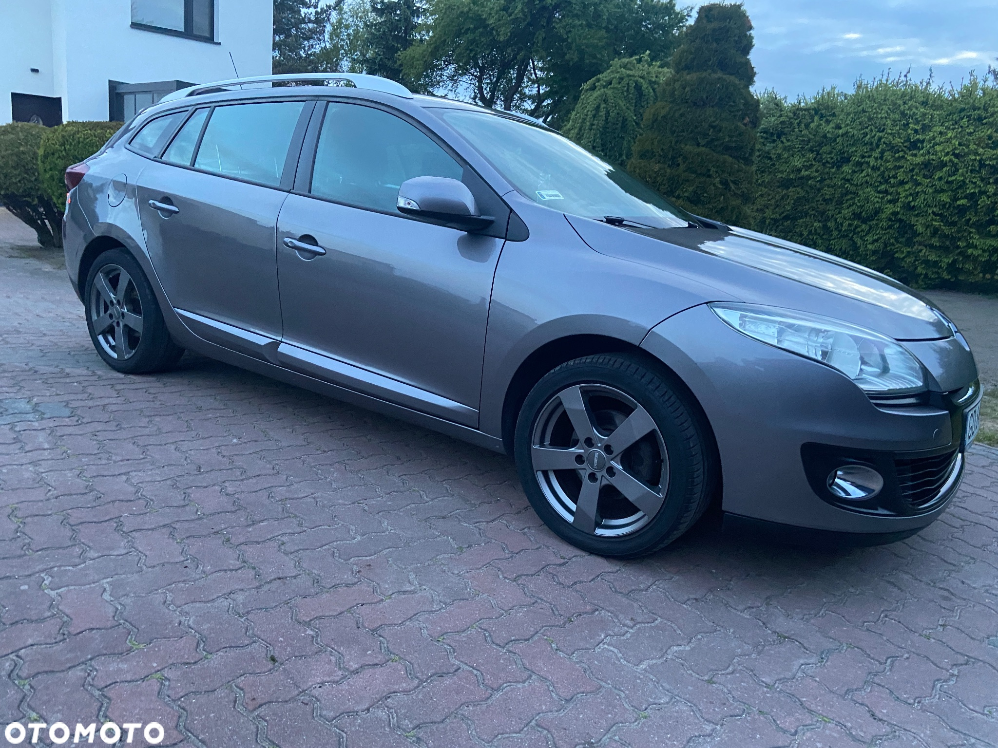 Renault Megane 1.5 dCi Dynamique - 8