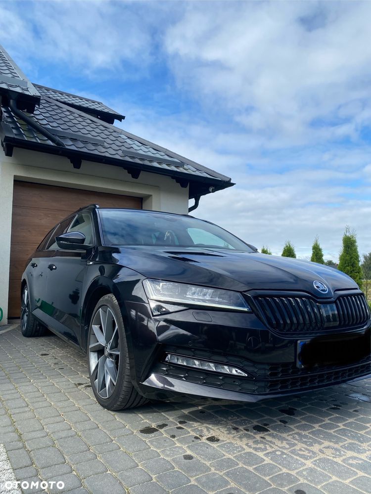 Skoda Superb 2.0 TDI SCR Sportline DSG - 9
