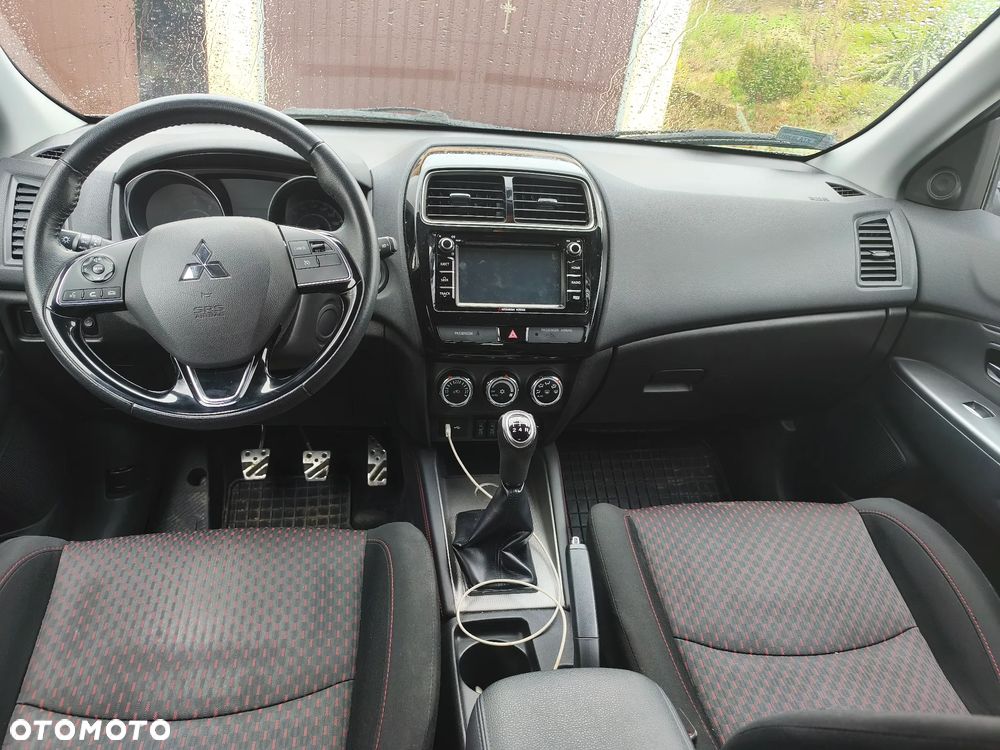 Mitsubishi ASX 1.6 Intense Plus Navi Blue Edition - 6