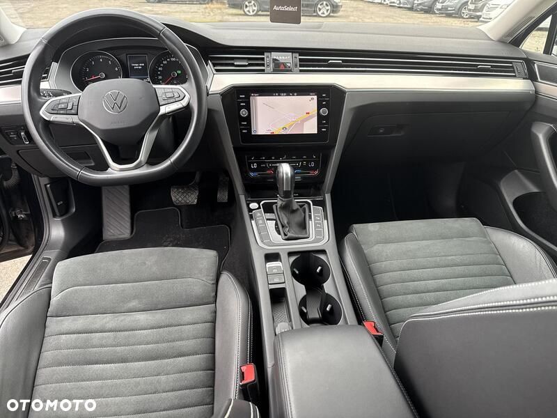 Volkswagen Passat 2.0 TSI Elegance DSG - 23