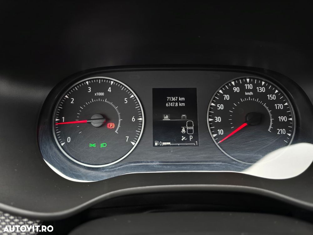 Dacia Logan TCe 90 CVT Prestige - 8