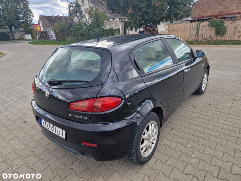 Alfa Romeo 147 1.6 T.S Impression - 5