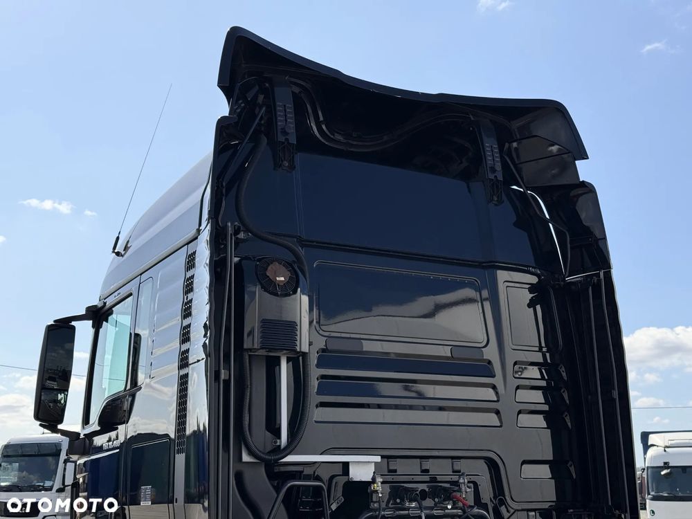 MAN TGX 18.460 / MEGA / LOW DECK / SALON PL - 13