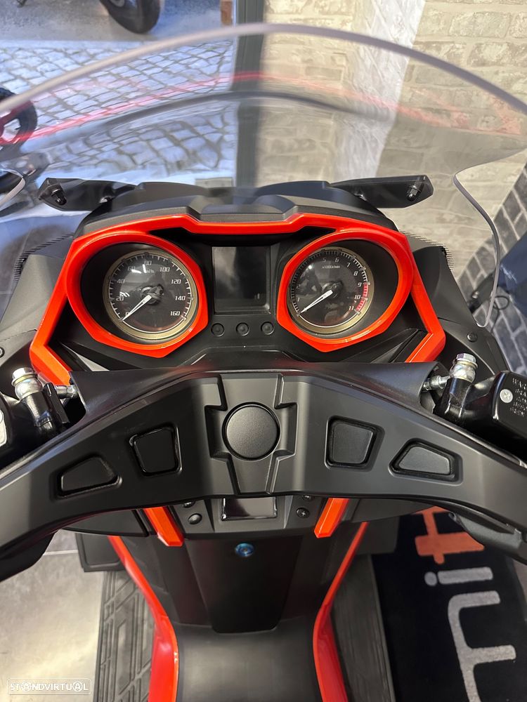 Mitt 125 GT-Max - 11