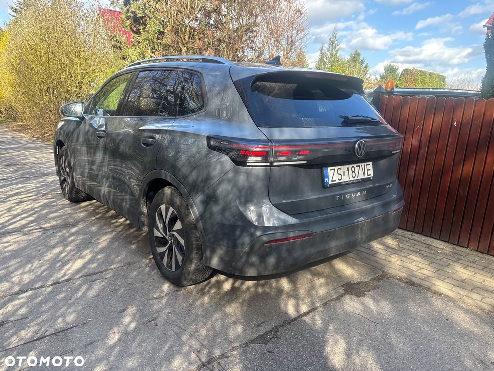 Volkswagen Tiguan 1.5 eTSI Life Plus DSG - 5