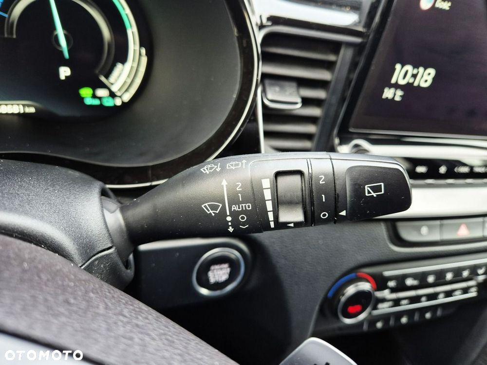 Kia Ceed - 28