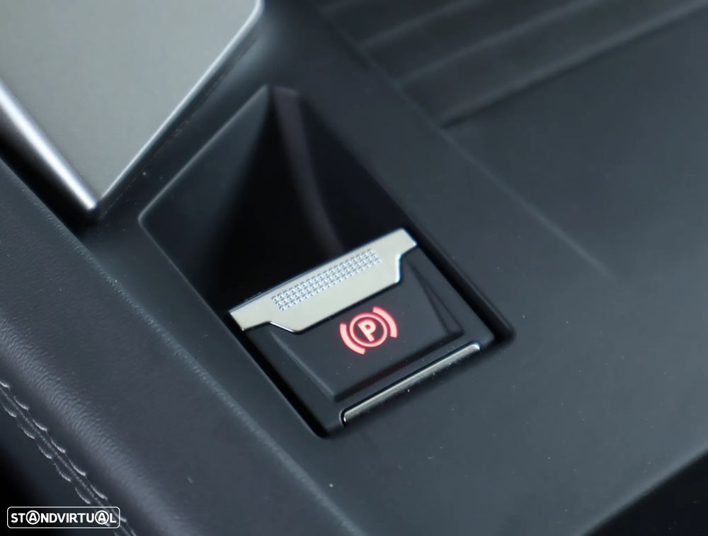 Peugeot e-308 156 Allure - 44