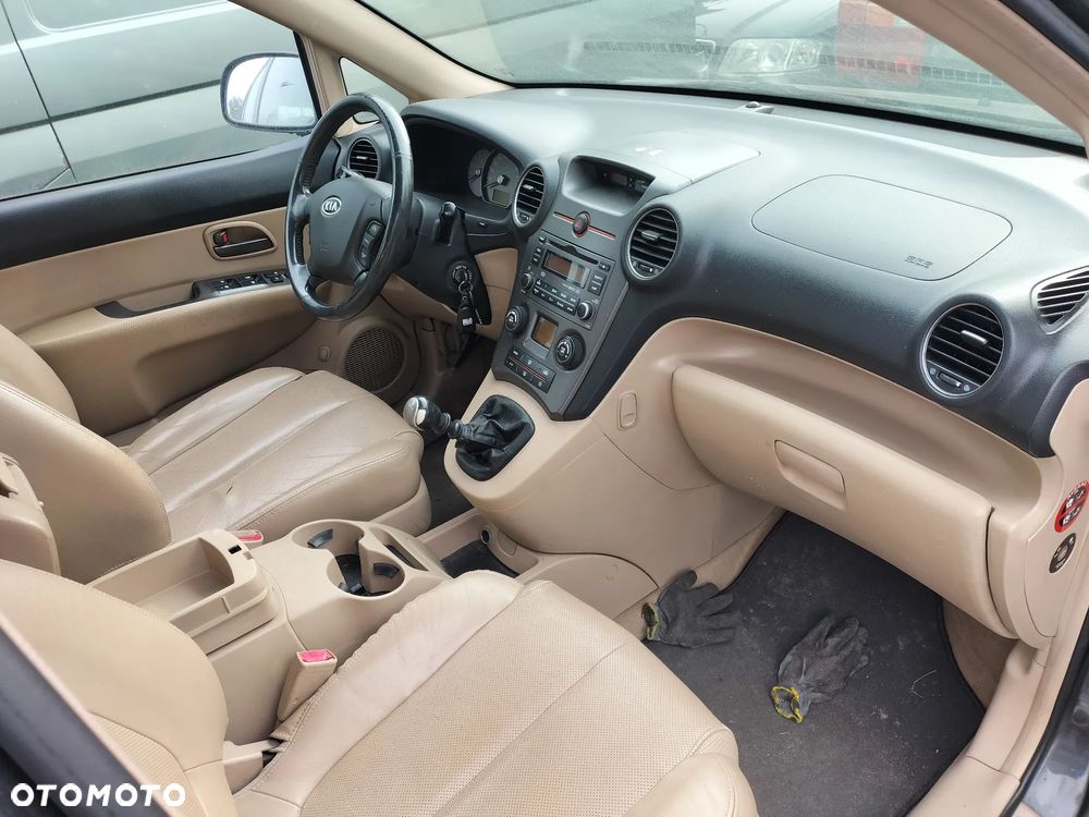 CAŁE AUTO NA CZĘŚCI KIEROWNICA LAMPY TYŁ RADIO ITP KIA CARENS III 06-12r KOD LAK. 1U - 15