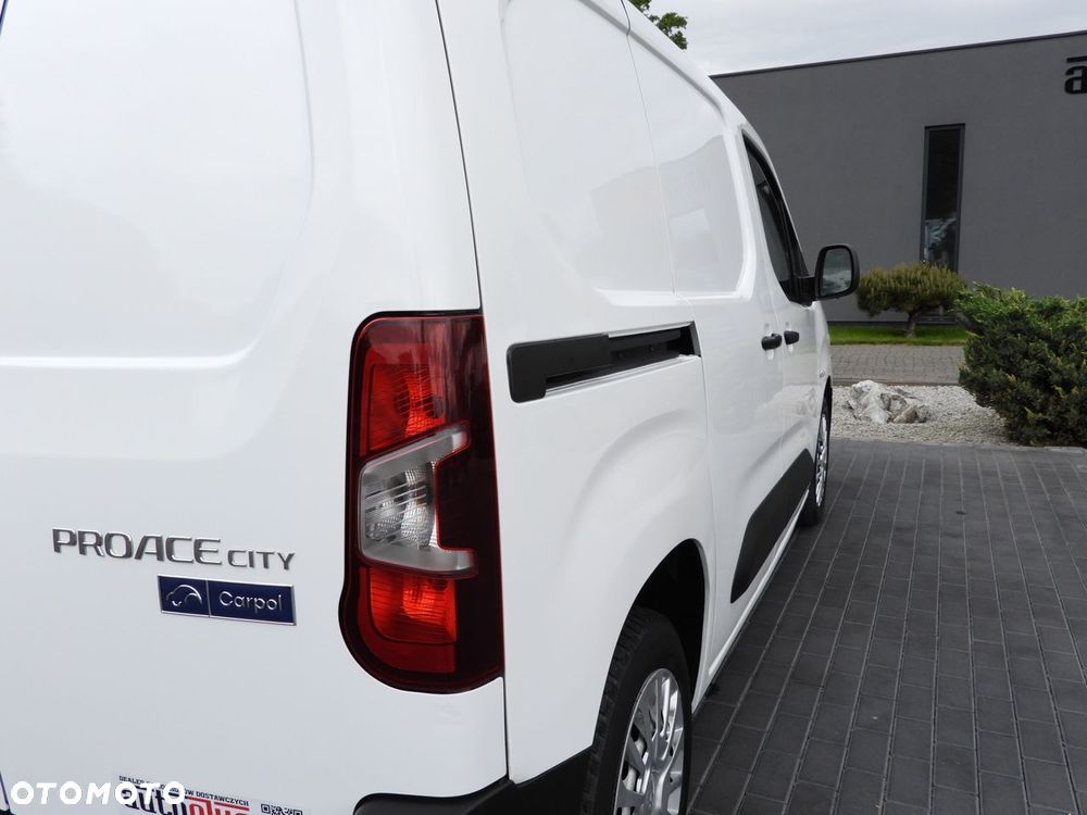 Toyota PROACE CITY  FURGON CHŁODNIA  -15*C ZASILANIE 230V TEMPOMAT KLIMATYZACJA  100KM - 20