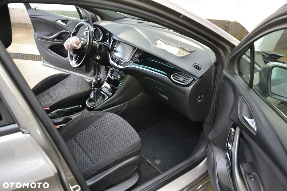Opel Astra - 22