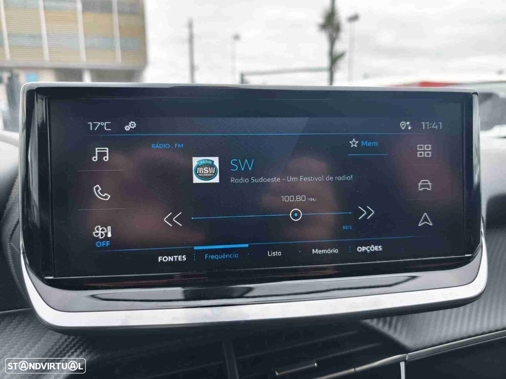 Peugeot 2008 1.2 PureTech Style - 11