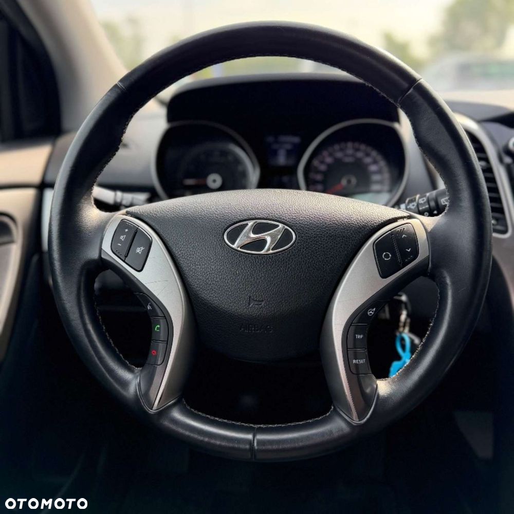 Hyundai i30 - 19