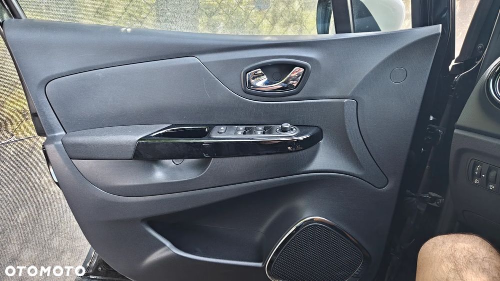 Renault Captur - 37