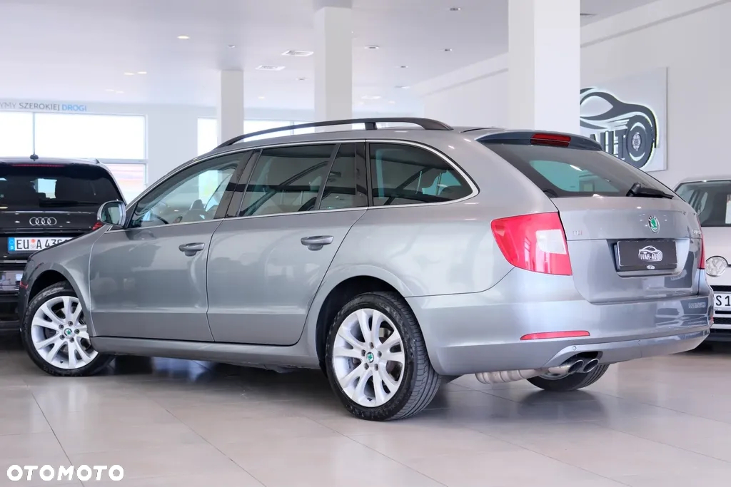 Skoda Superb 2.0 TDI Ambition - 8