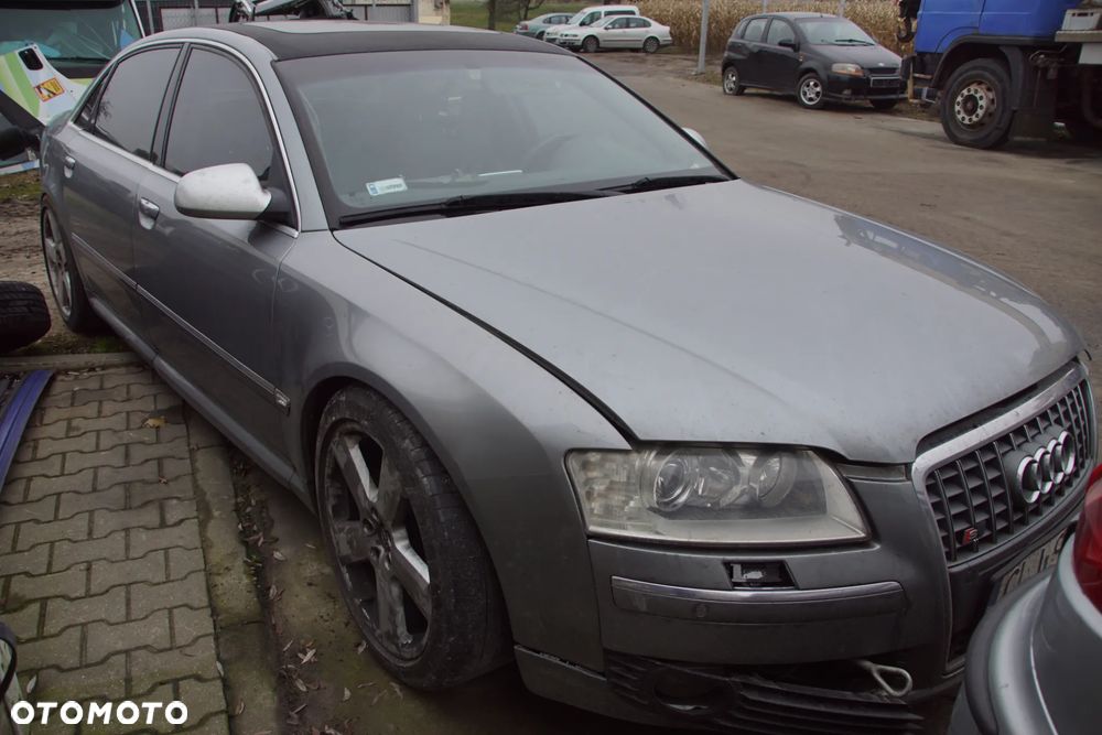 Auto na części 692106889 Audi A8L A8 long 4.2 MPI BGK skrzynia HKT lakier LY7G lampa lampy wydech ulter drzwi maska zderzak pas przedni panel mmi deska skrzynia dół silnika błotnik - 1