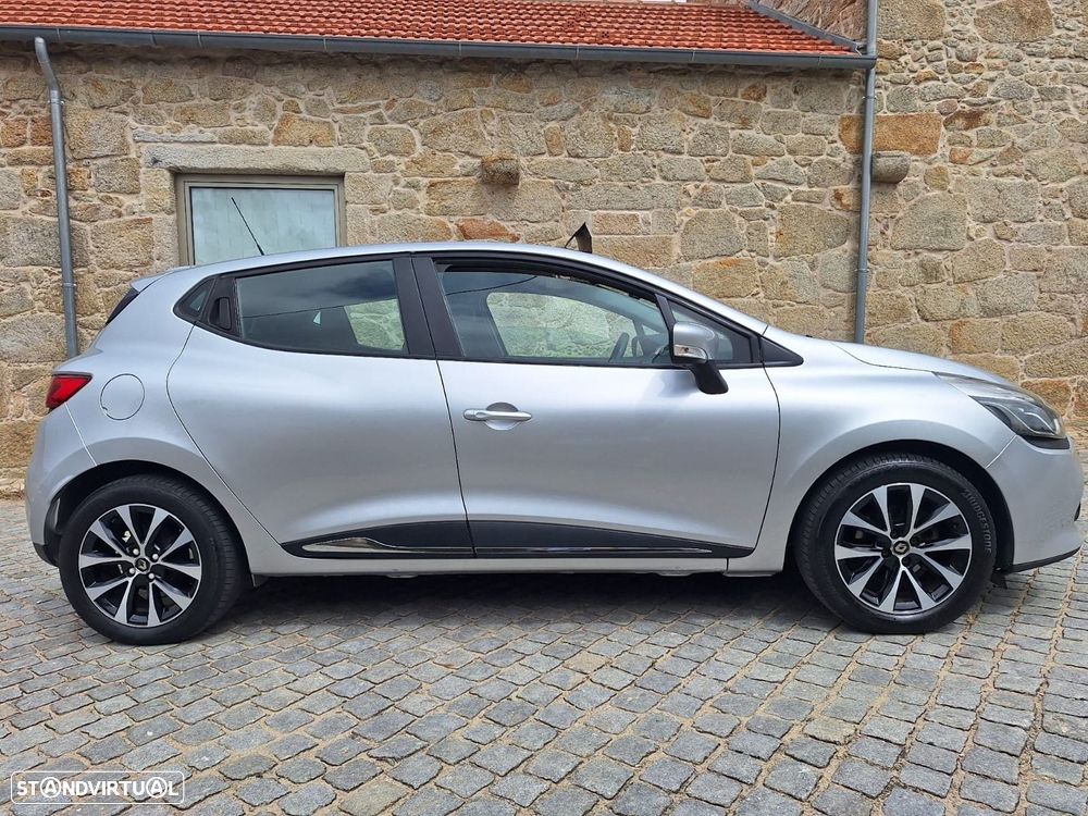 Renault Clio 1.5 dCi Confort - 8