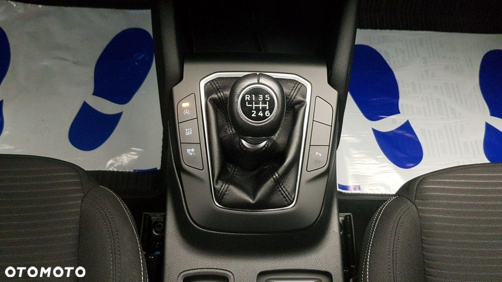 Ford Focus - 25