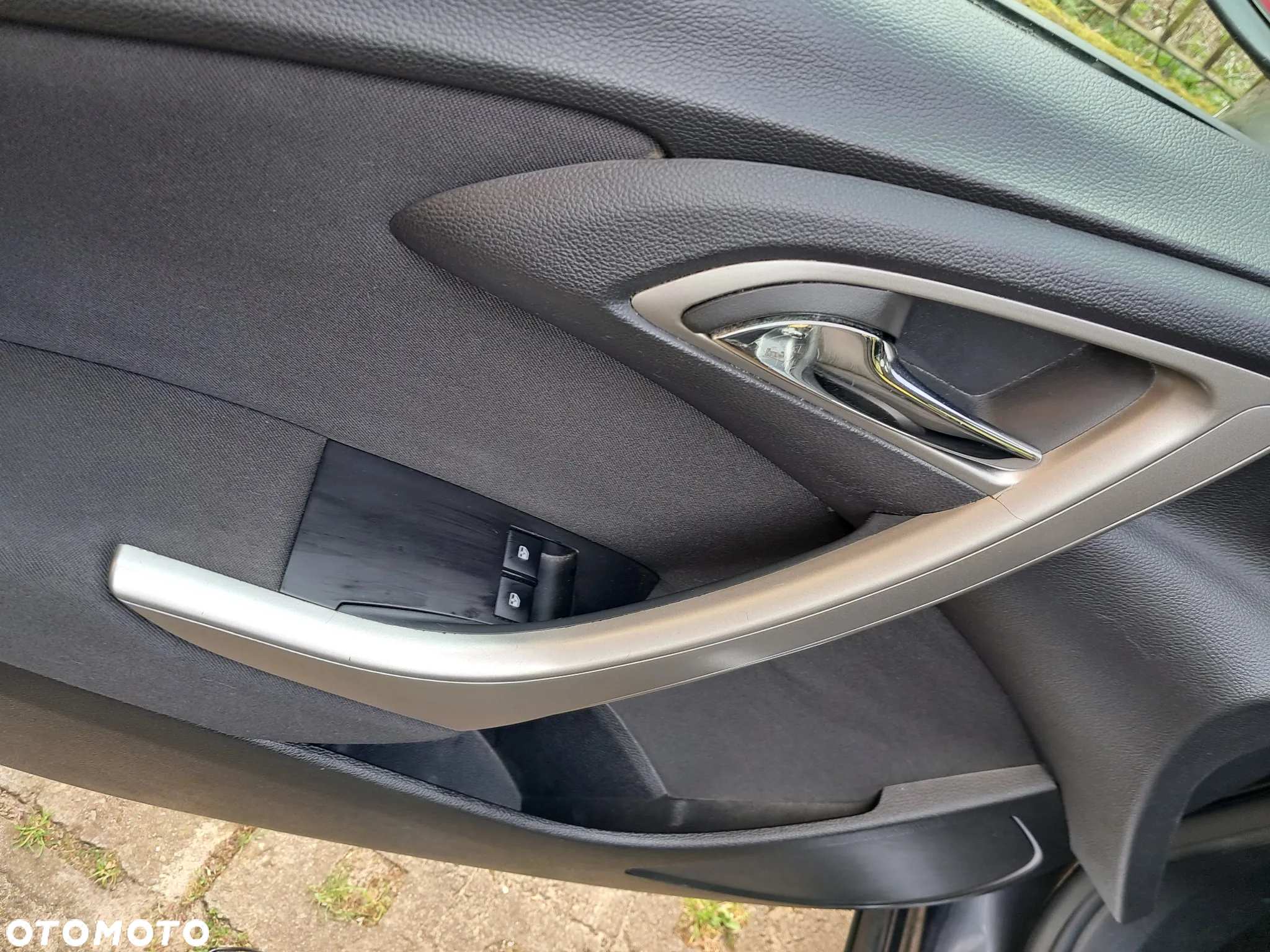 Opel Astra IV 1.6 Sport - 12
