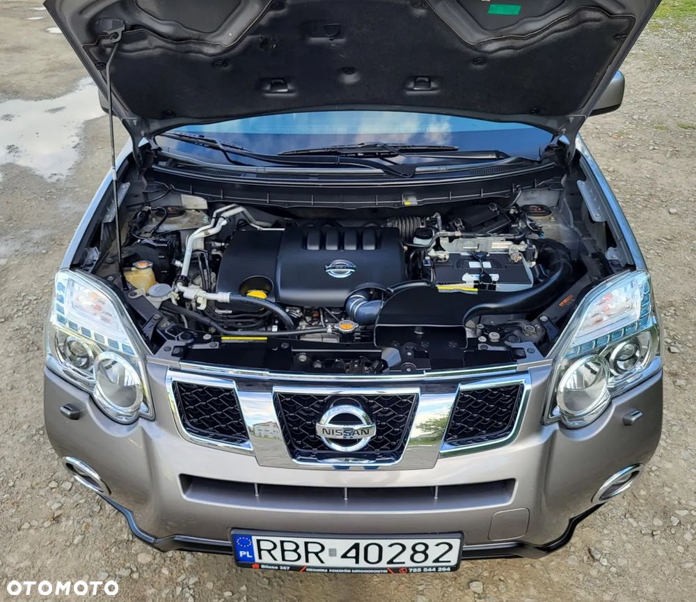 Nissan X-Trail 2.0 dCi 4x4 DPF Platinum - 35